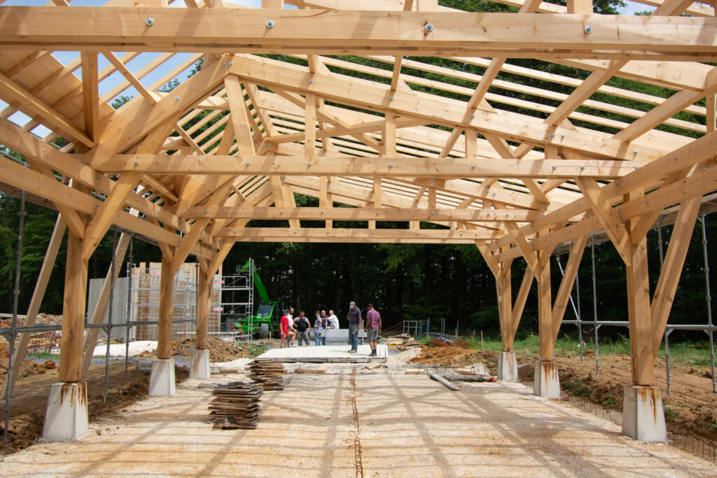 charpente en construction - reunion de chantier